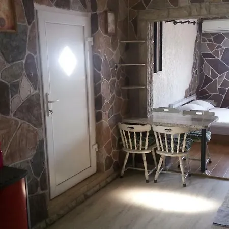 Apartmani Mira Senj  Exterior foto