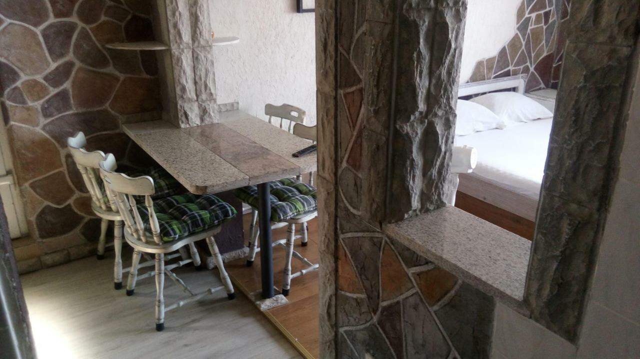 Mira Apartment *